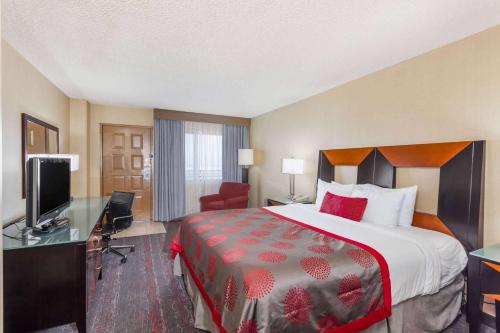 Ramada by Wyndham San Diego National City - main image