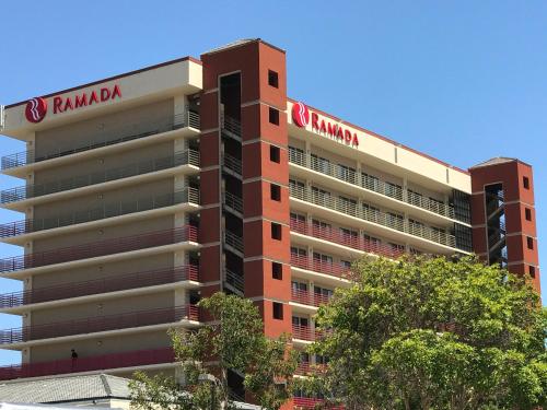 Ramada by Wyndham San Diego National City - image 5