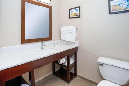 Comfort Inn Naugatuck - Waterbury - image 13