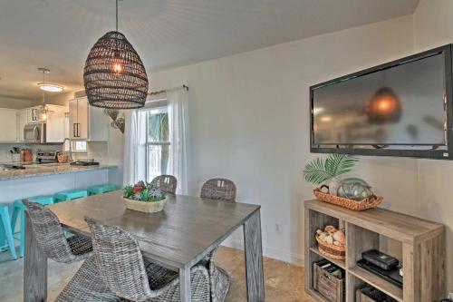 Emerald Hideaway Renovated Condo in Navarre Beach - main image