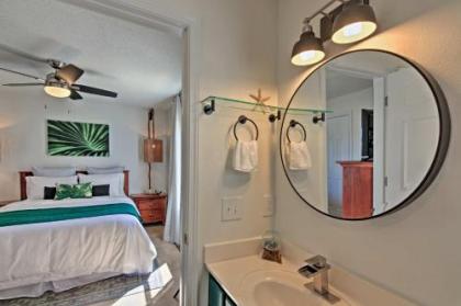 Emerald Hideaway Renovated Condo in Navarre Beach - image 3