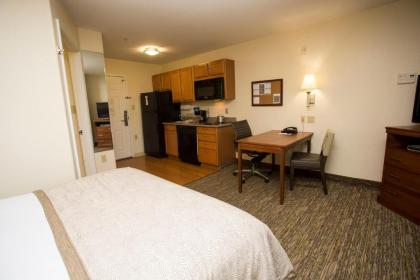 Candlewood Suites Port Arthur/Nederland an IHG Hotel - image 11