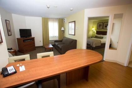 Candlewood Suites Port Arthur/Nederland an IHG Hotel - image 8