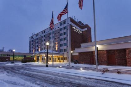 DoubleTree by Hilton Neenah - image 4