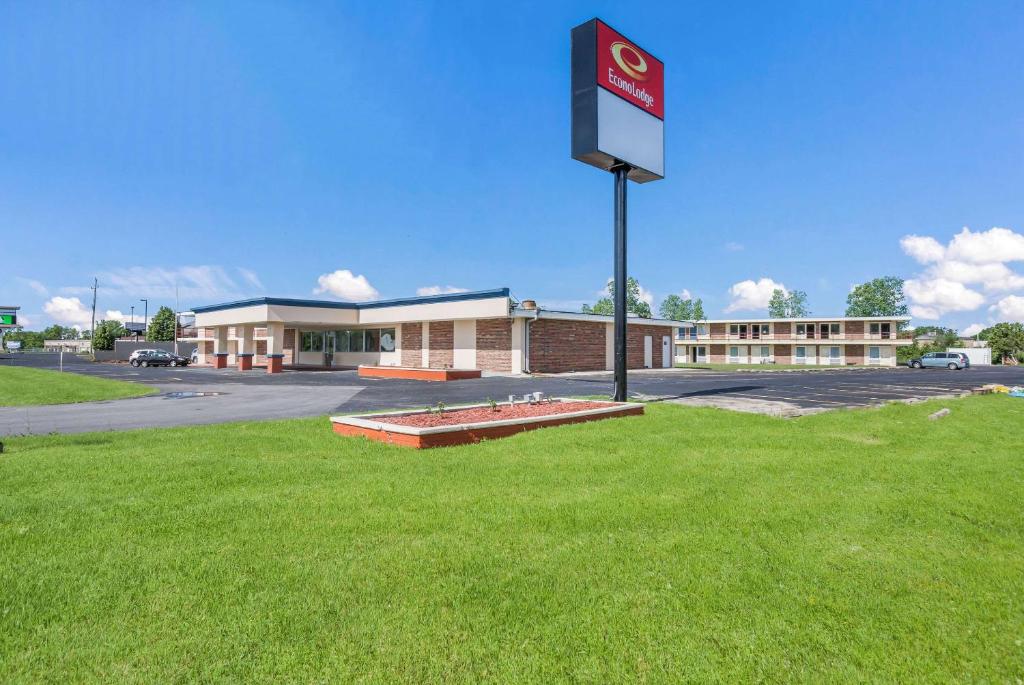 Econo Lodge - main image