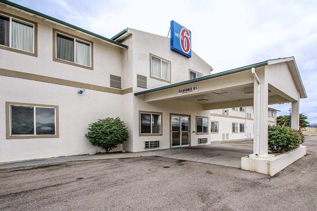 Motel 6-Nephi UT - main image