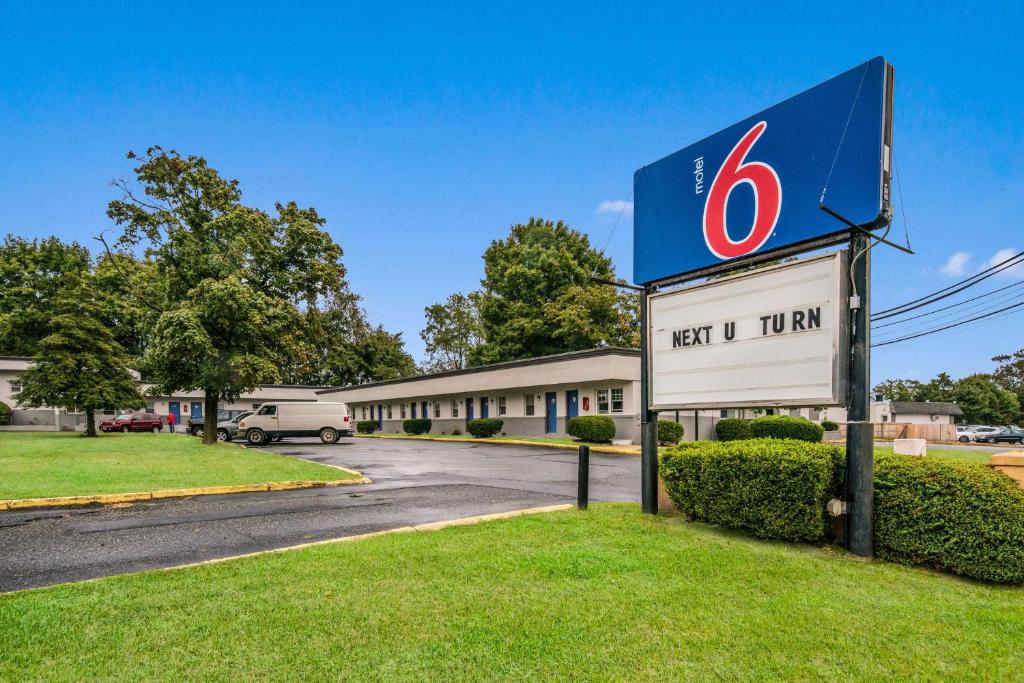 Motel 6-Tinton Falls NJ - main image