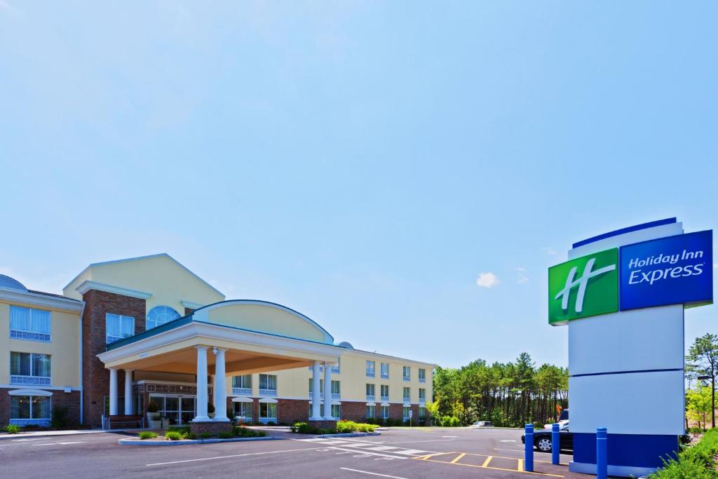 Holiday Inn Express - Neptune an IHG Hotel - main image