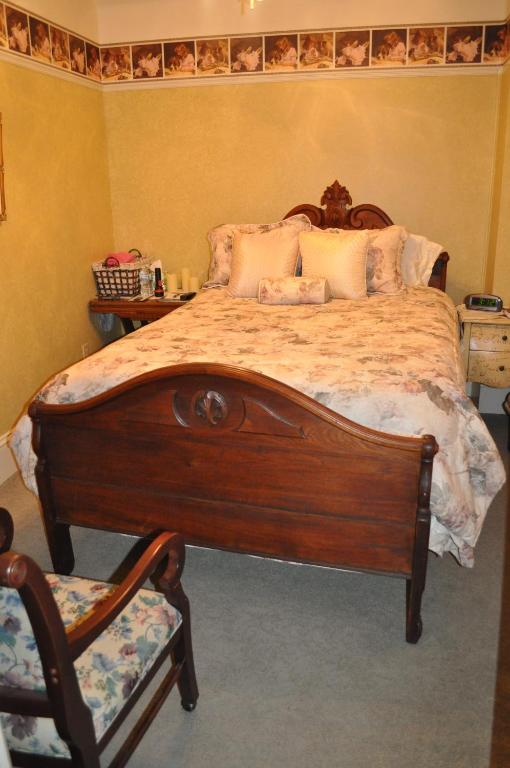 Queen Anne Bed and Breakfast - image 4