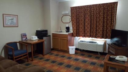 Americas Best Value Inn and Suites - Nevada - image 9