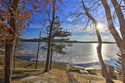 Serene Lakefront Cabin Private Boat Dock Balcony - image 8