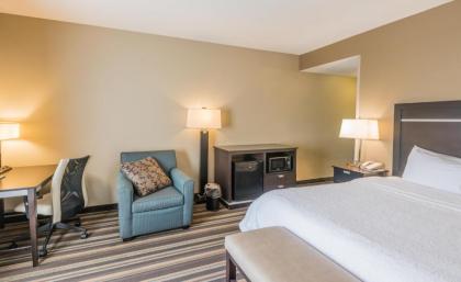 Hampton Inn New Albany - image 12