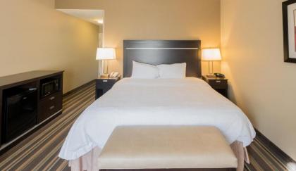 Hampton Inn New Albany - image 14