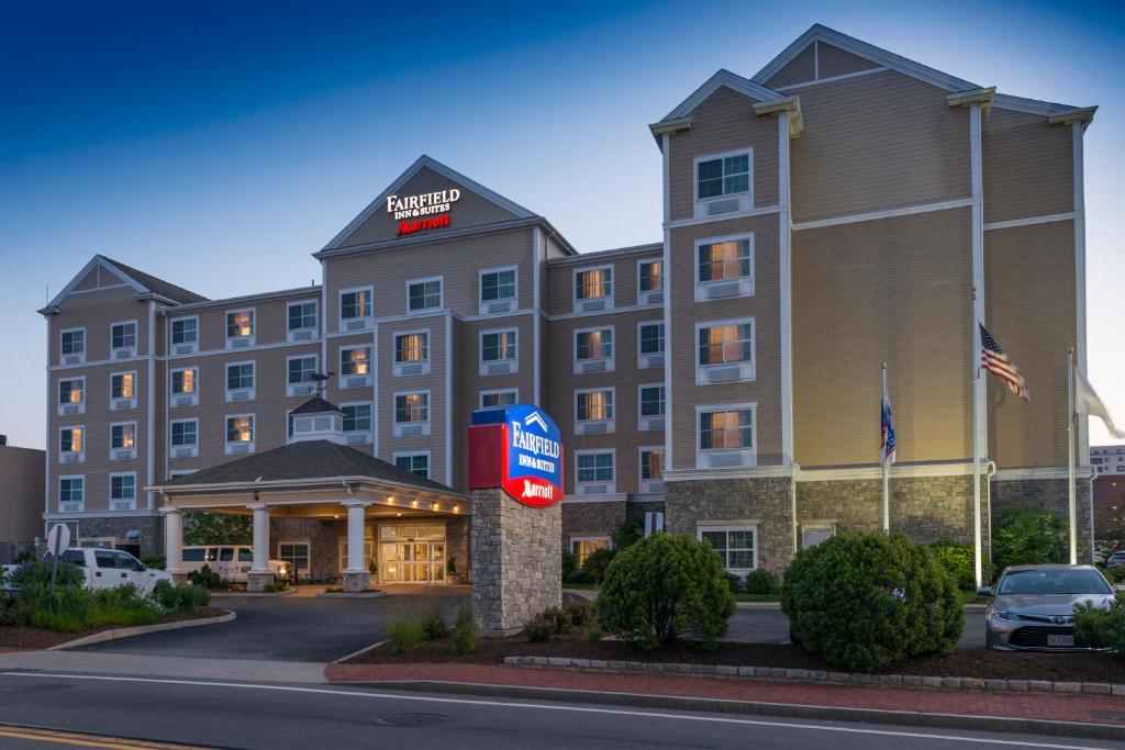 Fairfield Inn and Suites by Marriott New Bedford - main image