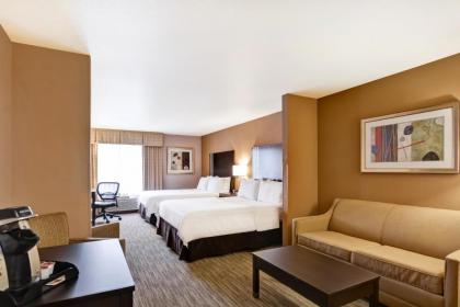 Holiday Inn Express Hotel & Suites Milwaukee-New Berlin an IHG Hotel - image 12