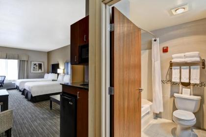 Holiday Inn Express Hotel & Suites Milwaukee-New Berlin an IHG Hotel - image 7