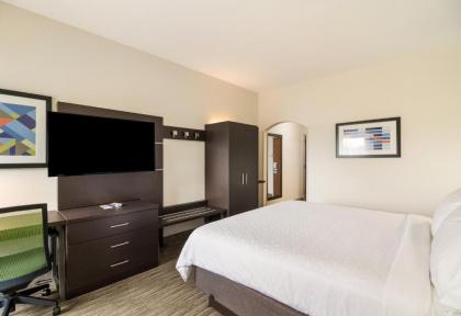 Holiday Inn Express New Bern an IHG Hotel - image 14