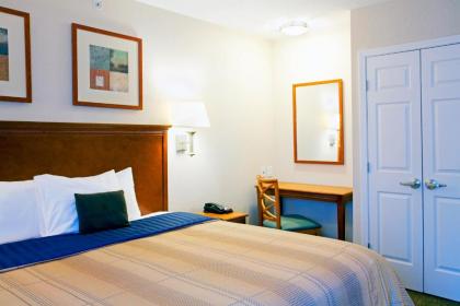 Candlewood Suites New Bern - image 2