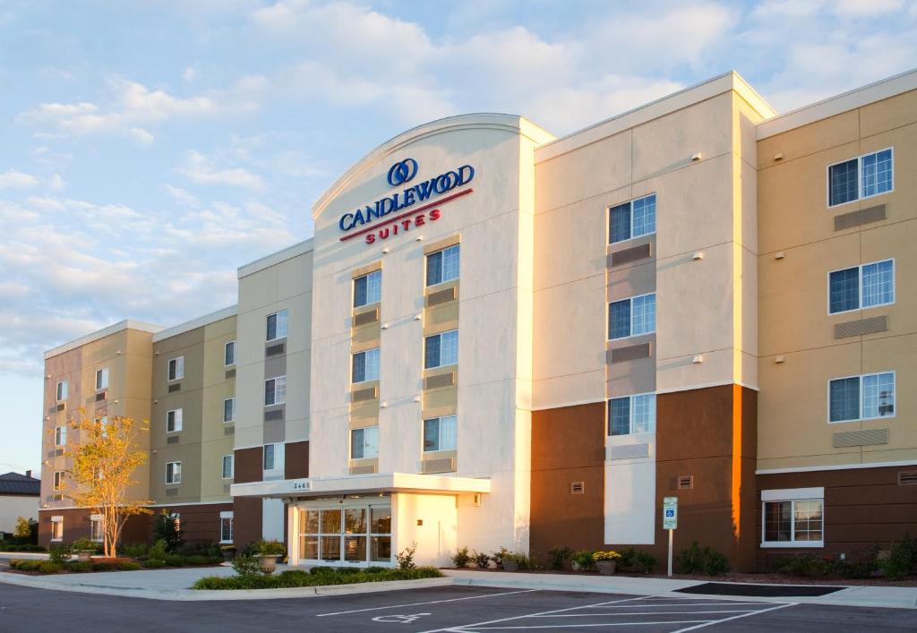 Candlewood Suites New Bern - image 3