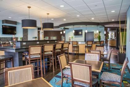 Comfort Suites New Bern near Cherry Point - image 7