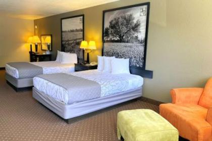 SureStay Hotel by Best Western New Braunfels - image 5