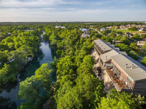 Gruene River Inn - image 5