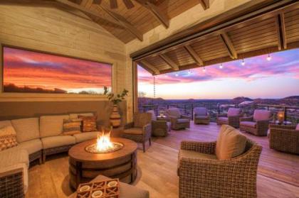 Premier Hill Country Retreat w Pool Hot tub Views