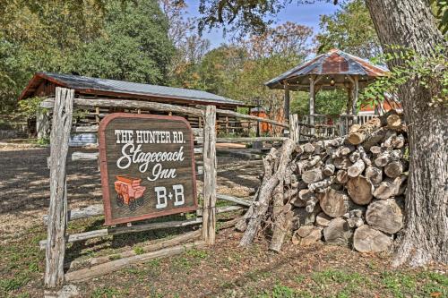 Cozy New Braunfels Family Cabin with Porch and Views! - image 5