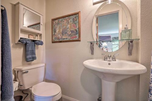 New Braunfels Studio about 5 Miles to Comal River! - image 4