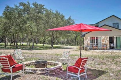 modern Hill Country Cottage 13 mi to Canyon Lake New Braunfels Texas