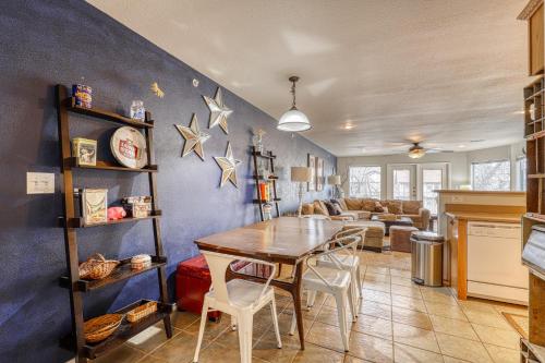 Hill Country River Condo - image 4