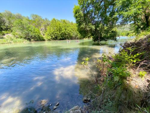 Riverfront RV Getaway - Float Swim Fish! - main image