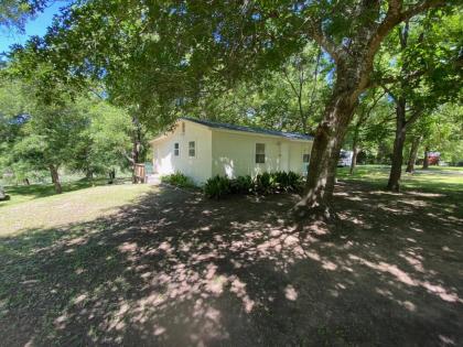 Riverfront Cottage - Guadalupe River Front - image 12