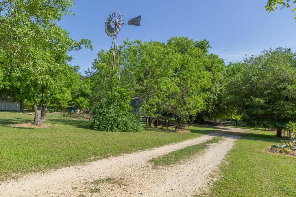 Sunflower Cabin RR9122SF - image 6