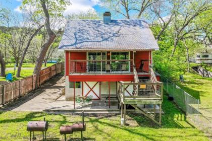 Red Barn Cabin RR9122RB - image 3