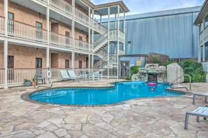 Quaint New Braunfels Condo with Community Pool! - image 5