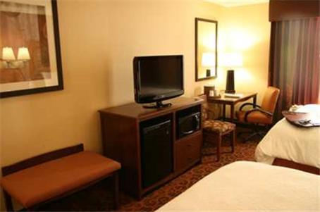 Hampton Inn & Suites New Castle PA - image 7