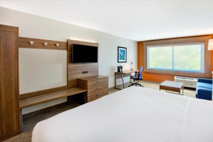 Holiday Inn Express & Suites New Castle an IHG Hotel - image 10