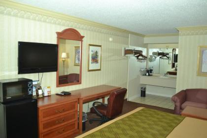 Travel Inn New Castle Airport - image 8