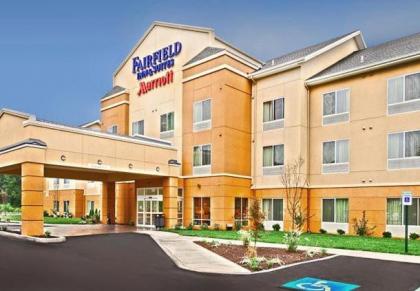 Fairfield Inn  Suites by marriott Harrisburg WestNew Cumberland