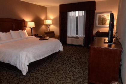 Hampton Inn and Suites New Hartford/Utica - image 7