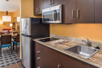 TownePlace Suites by Marriott New Hartford - image 4