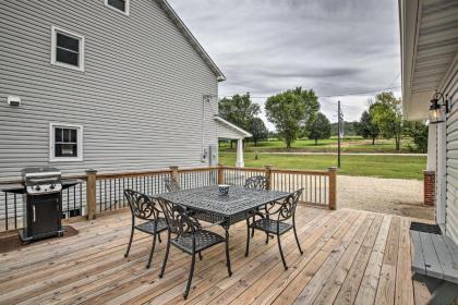 Lakefront Studio Guest Home on Hermann Wine Trail! - image 15