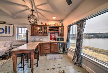 Lakefront Studio Guest Home on Hermann Wine Trail! - image 7