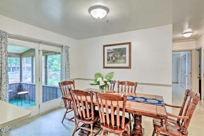 Family Home with WiFi 14mi to Dutch Wonderland! - image 10