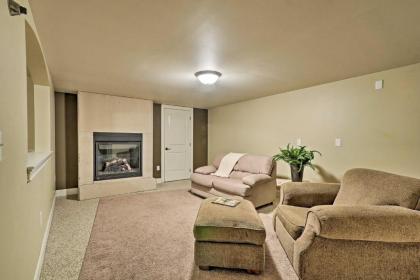 Family Home with WiFi 14mi to Dutch Wonderland! - image 9