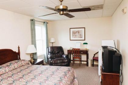 Country Squire Motor Inn - image 4