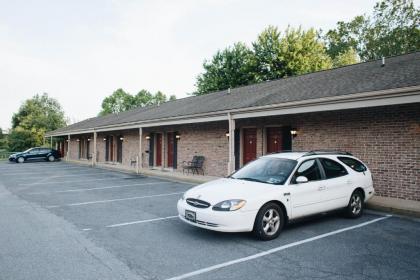 Country Squire Motor Inn - image 8