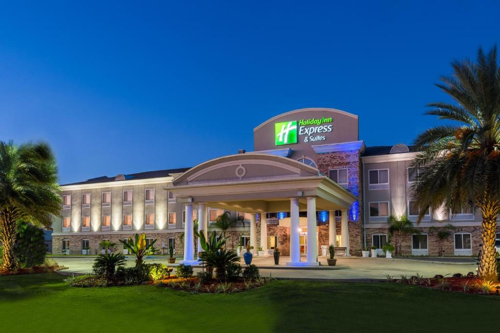 Holiday Inn Express Hotel & Suites New Iberia - Avery Island an IHG Hotel - main image