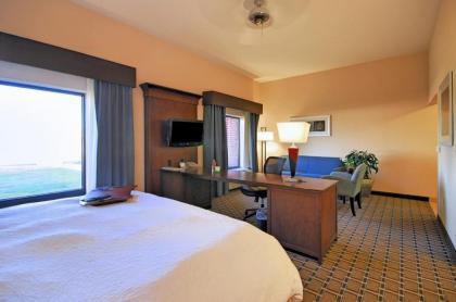 Hampton Inn and Suites New Iberia - image 11